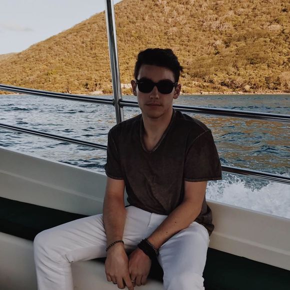 Meet your Posher, Teddy - Picture 1 of 1